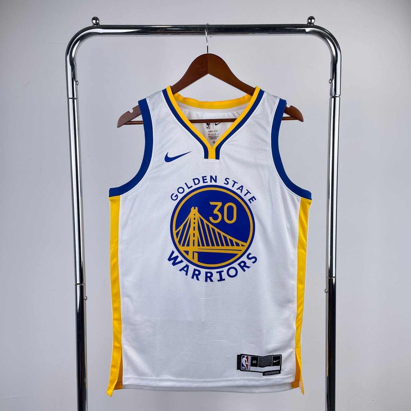 גופיית NBA סטפן קרי לבנה בגולדן סטייט ווריורס