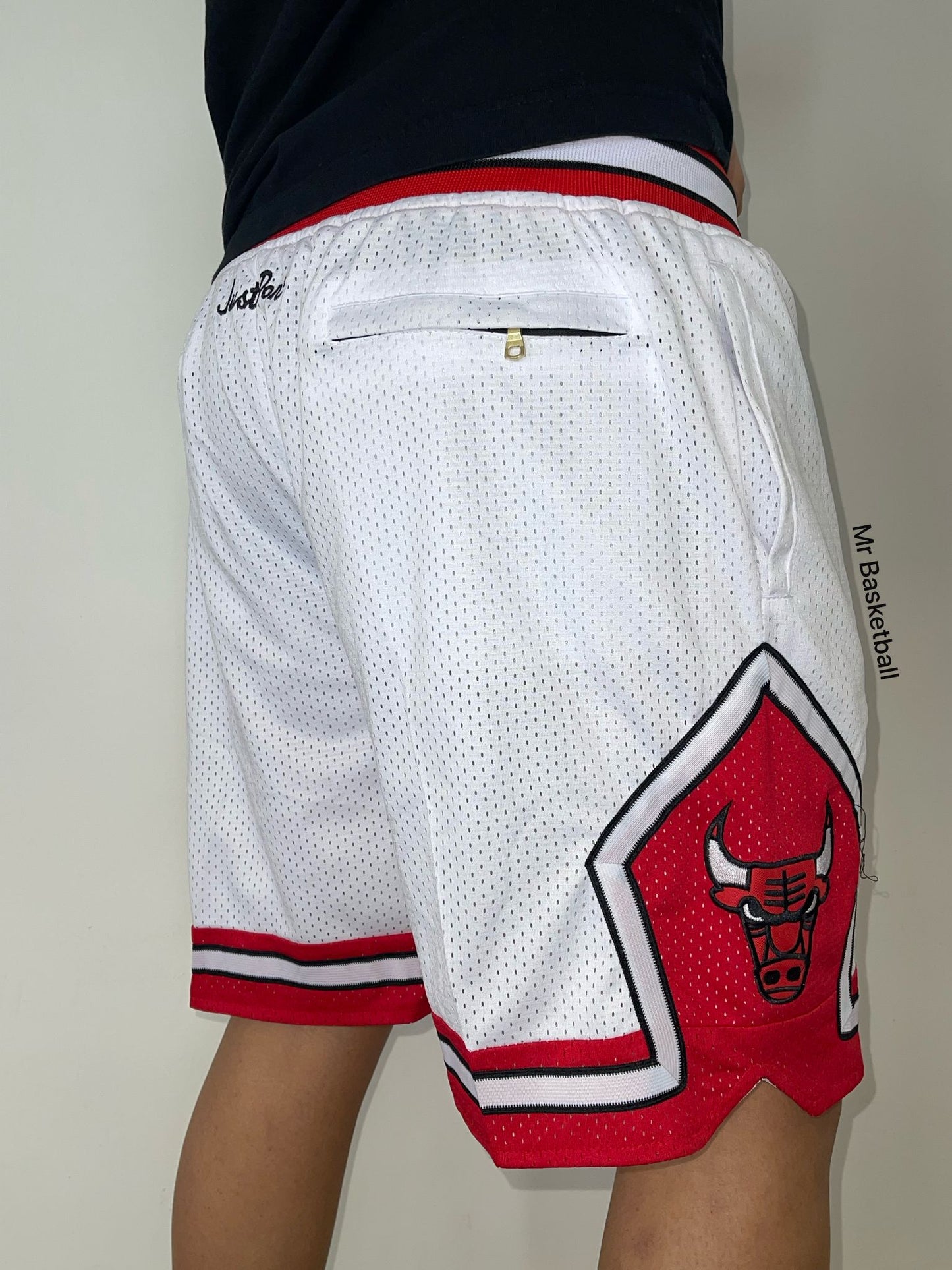 מכנס NBA שיקגו בולס לבן JUST DON