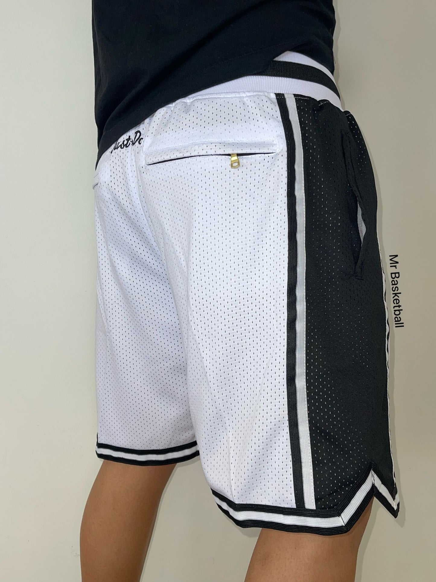 מכנס NBA לוס אנג׳לס לייקרס שחור לבן JUST DON