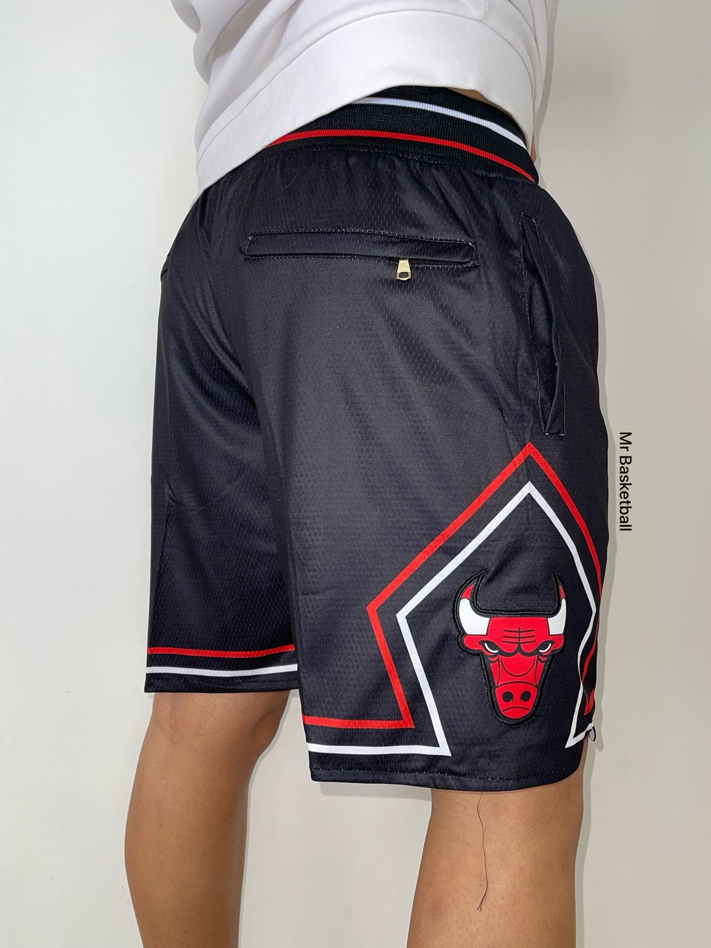 מכנס NBA שיקגו בולס שחור JUST DON