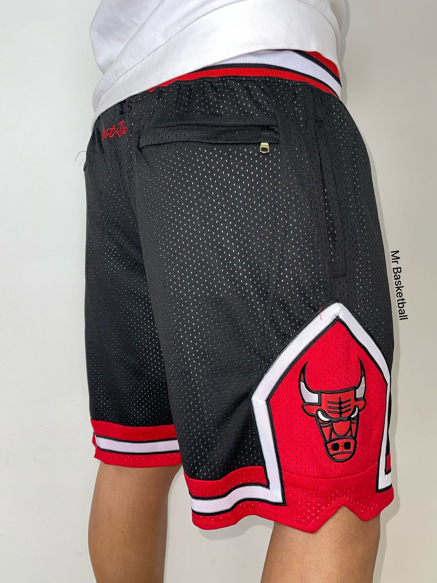 מכנס NBA שיקגו בולס שחור JUST DON