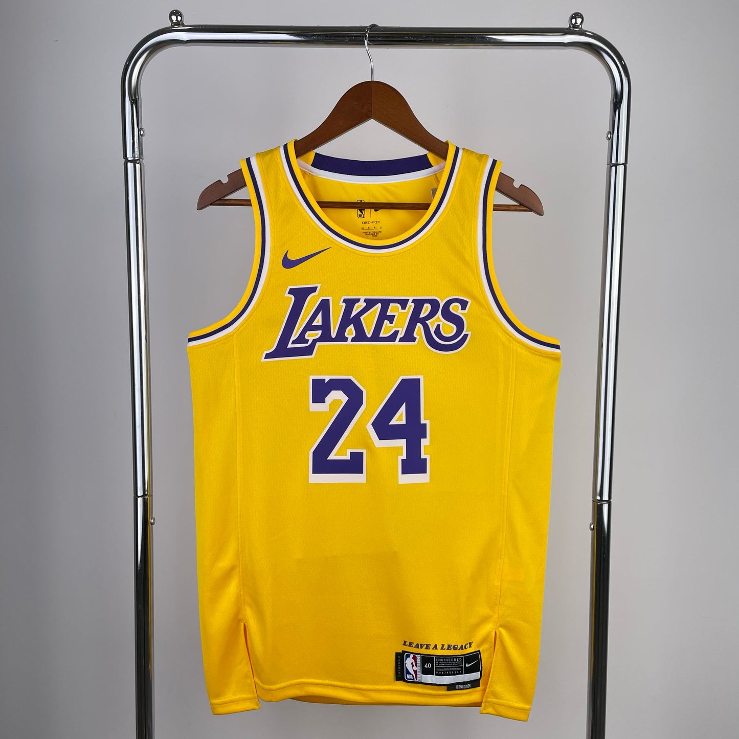 גופיית NBA קובי בראיינט צהובה בלוס אנג׳לס לייקרס