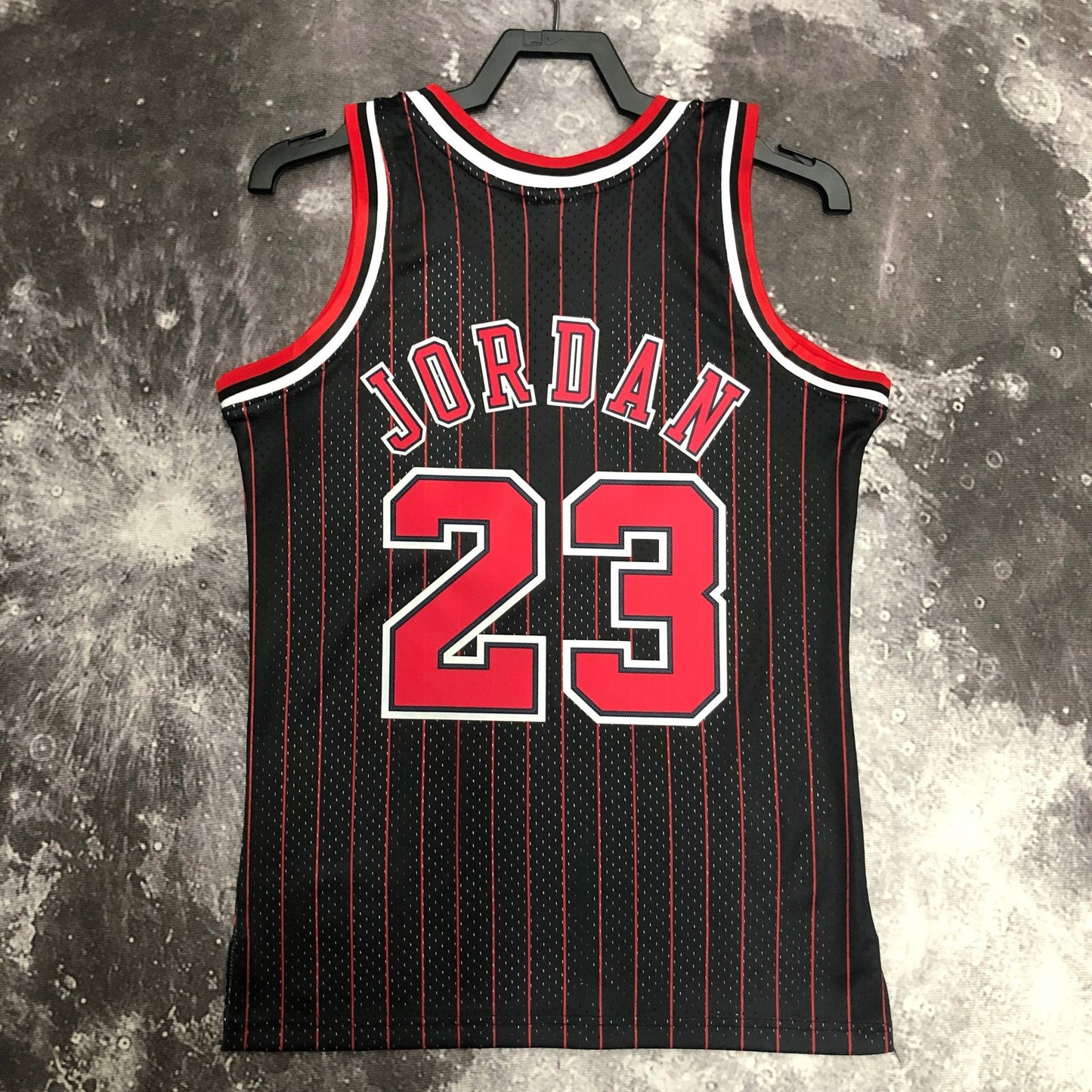 גופיית NBA מייקל ג׳ורדן שחורה בשיקגו בולס