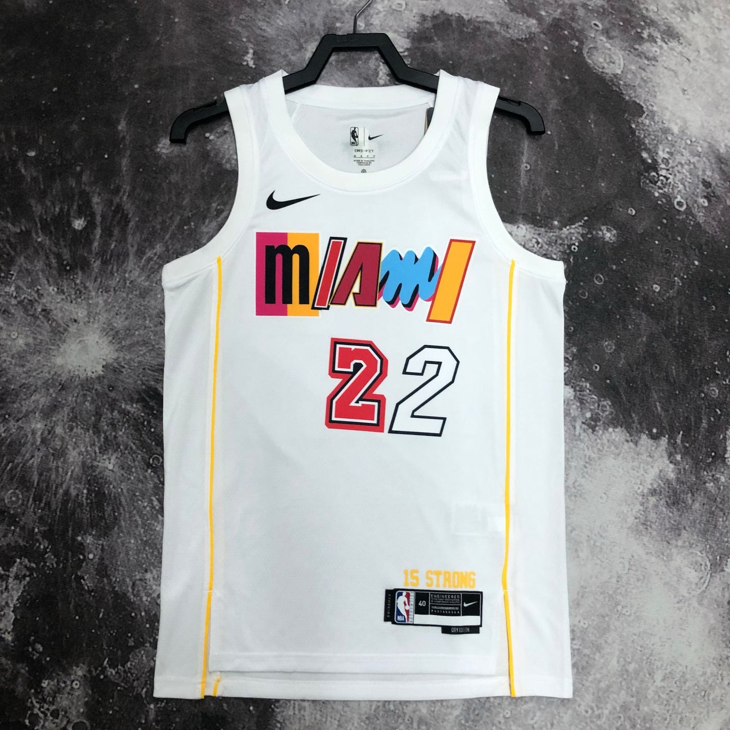 גופיית NBA ג'ימי באטלר לבנה מיאמי היט